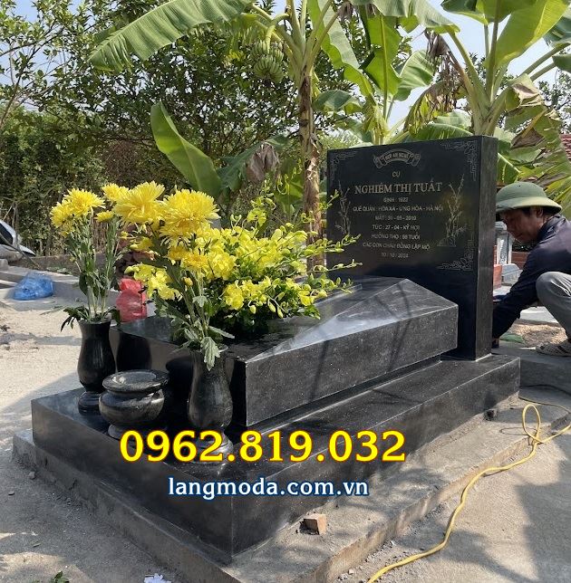 Mẫu mộ đá đơn giản phù hợp nghĩa trang hiện đại 