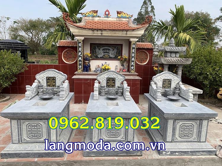 Mộ không mái đơn giản phù hợp nghĩa trang gia đình