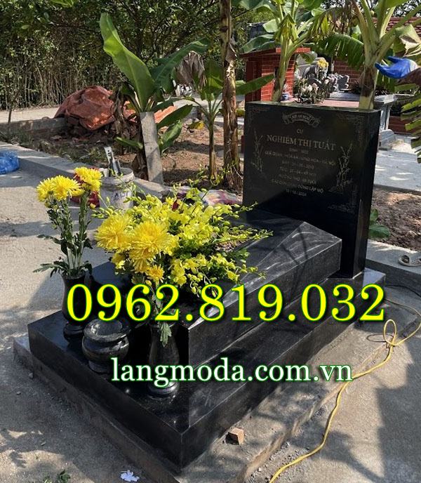 Mẫu mộ tam cấp đơn giản thiết kế cân đối
