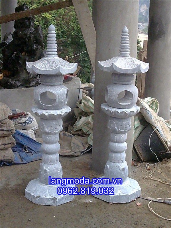 Đèn thờ đá tròn