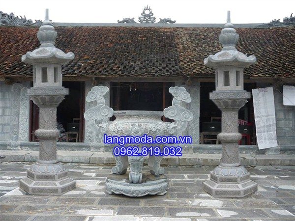 Đèn thờ đá , den tho da