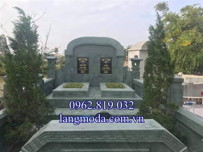 Lăng mộ đá xanh rêu nguyên khối giá rẻ nhất 2019- 01 , Lăng mộ đá xanh khối giá rẻ 2019