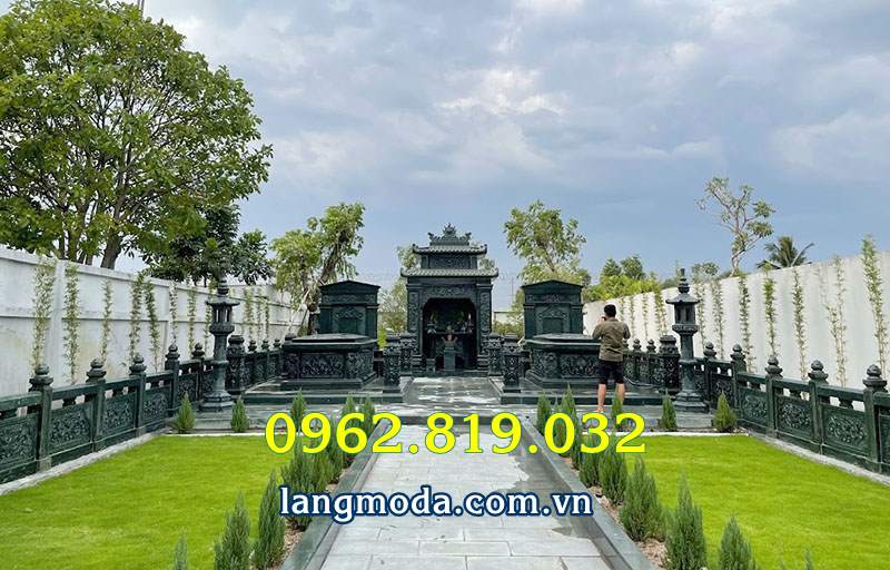 Khu lăng mộ đá xanh rêu đẹp hiện đại - Khu lăng mộ đá xanh rêu 