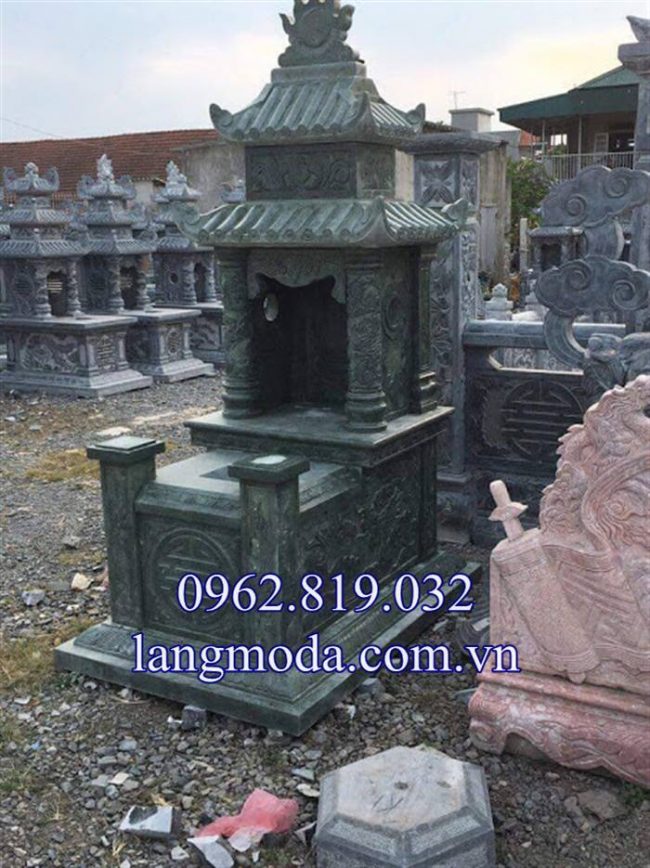 Mộ đá xanh rêu đẹp hai mái cao cấp