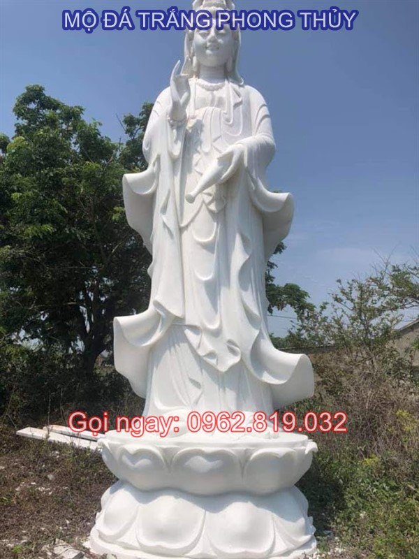 Mẫu lăng mộ đá trắng đẹp phong thủy cho người mệnh Kim và mệnh Thủy Mẫu lăng mộ đá trắng đẹp phong thủy cho người mệnh Kim và mệnh Thủy