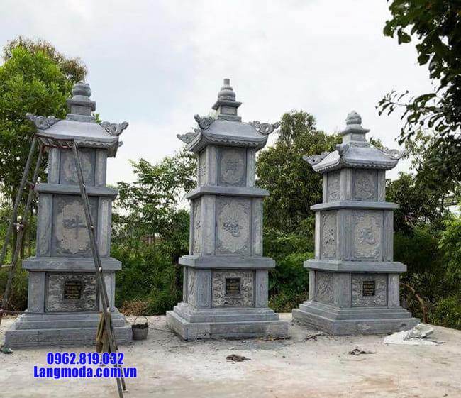 mộ tháp đá tại Quảng Ngãi