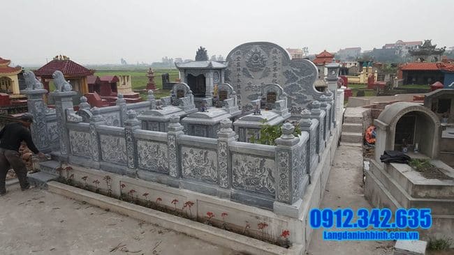 lăng mộ bằng đá tại Đồng Tháp