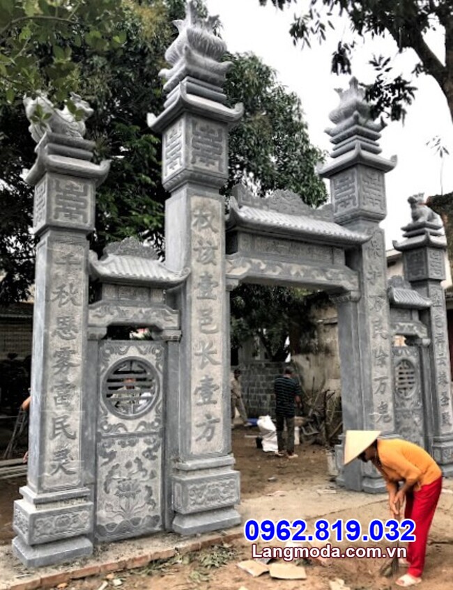 mẫu cổng đá xanh tự nhiên đẹp nhất lắp đặt tại Ninh Thuận