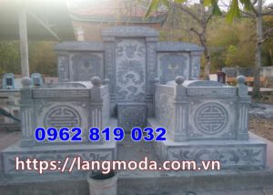 mộ đôi bằng đá tại Ninh Thuận