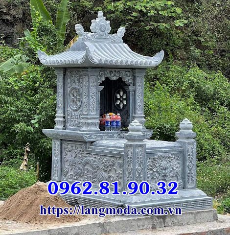 Mẫu mộ đá xanh có mái bán tại Quảng Ninh