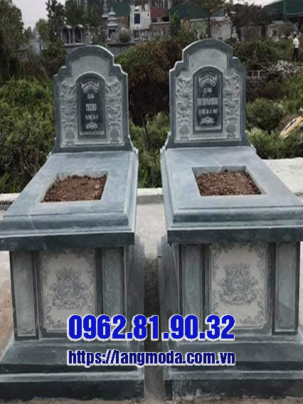 Mẫu mộ được làm từ đá xanh