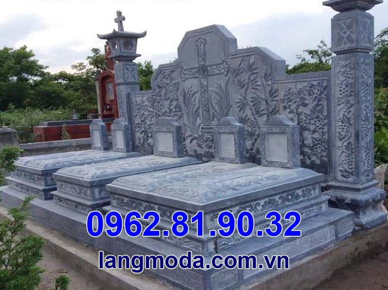 Mẫu mộ đơn giản từ đá xanh xám tại TP Hồ Chí Minh