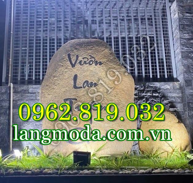 Mẫu bia đá trồng cây dành cho doanh nghiệp