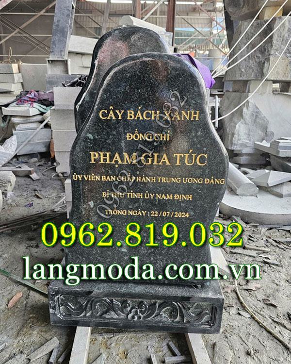 Mẫu bia đá ghi danh cá nhân trồng cây lưu niệm