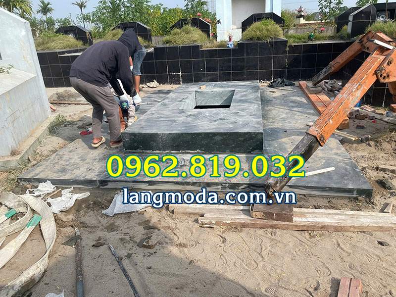 Tiến hành lắp đặt lớp đế mộ tại bắc Giang