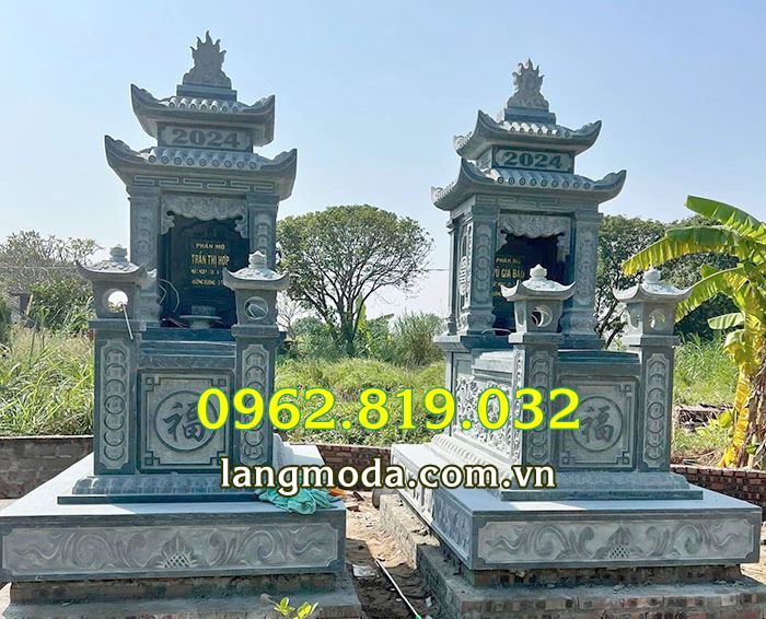 Xây sửa mộ thường xem tuổi ai? theo tuổi người mất phải không? 