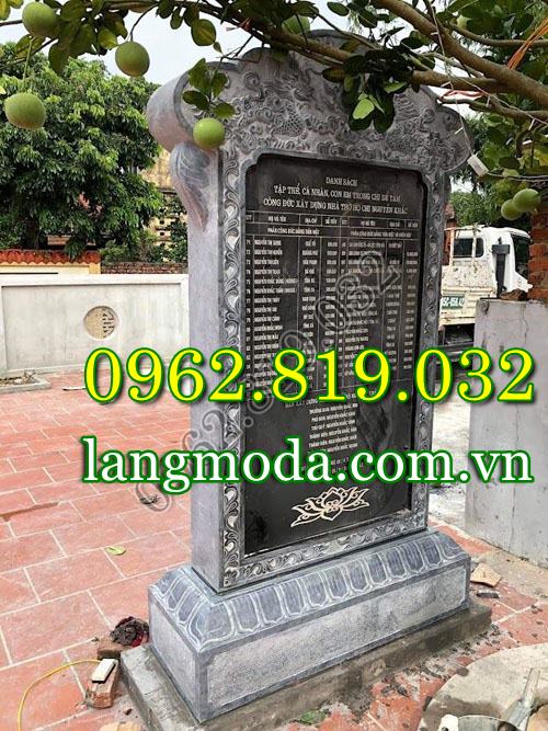 Bia đá ghi nhận công lao và sự đóng góp của cá nhân tổ chức