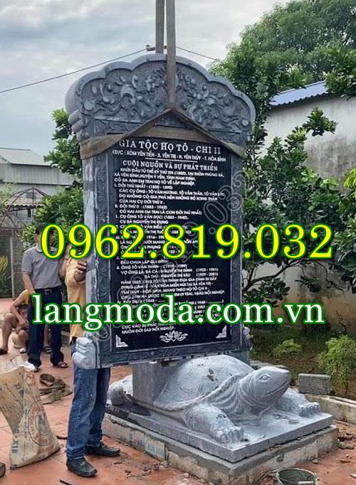 Cấu tạo bia đá gồm thân bia chân đế mái bia và rùa đội bia