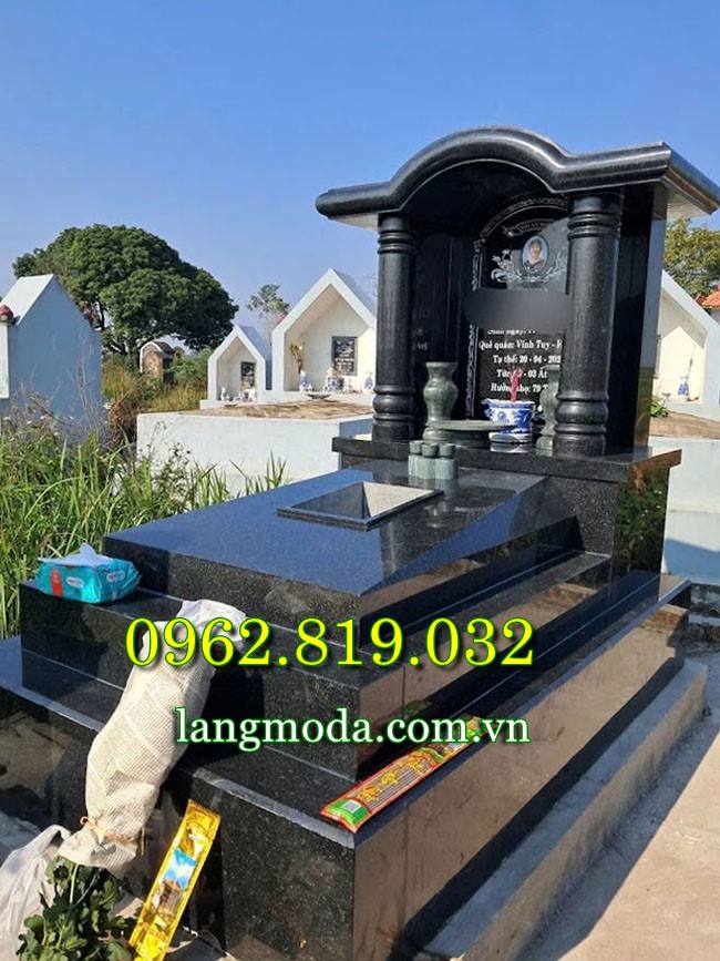 Mẫu mộ đá để tro cốt có mái phong cách hiện đại